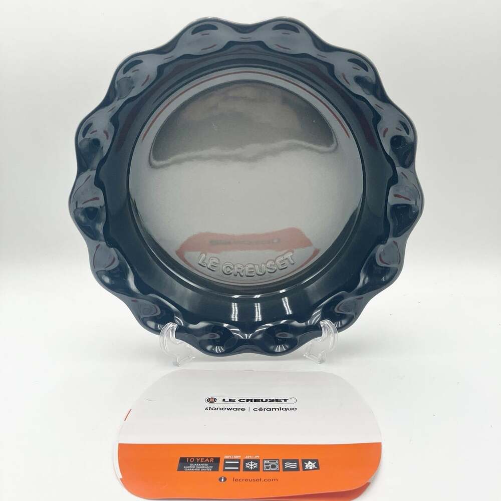 Le Creuset 23cm Fluted Pie Dish Gray Stoneware 9” Ceramic Tart Pan